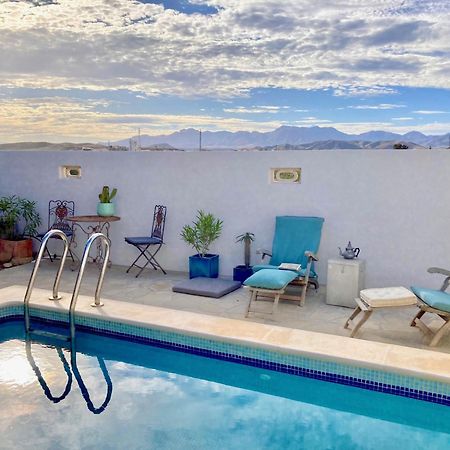 Dachterrassenzimmer In Romantischem Landhaus Mit Pool El Largo Bagian luar foto