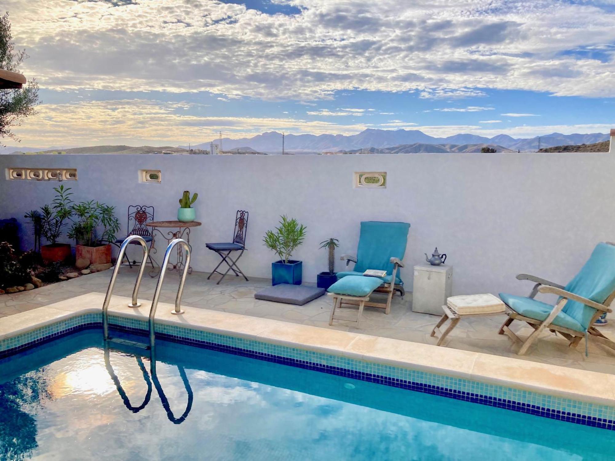 Dachterrassenzimmer In Romantischem Landhaus Mit Pool El Largo Bagian luar foto